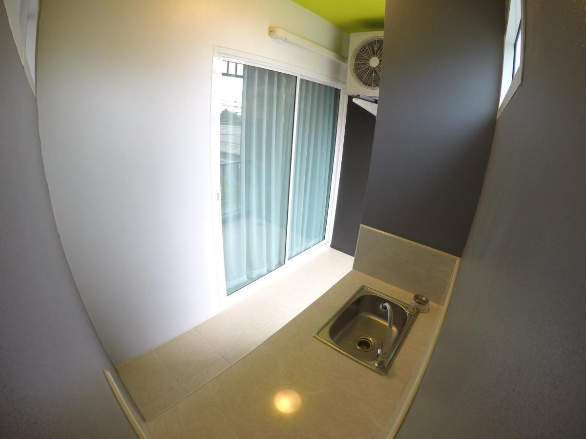 Shyne Place Phuket Exterior foto